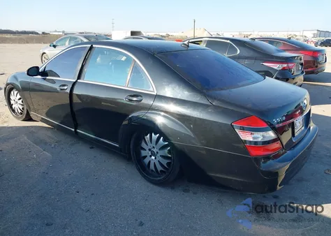 2007 Mercedes-Benz S 550 z USA, uszkodzony, nr VIN WDDNG71X07A116279